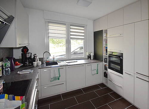 ...weiterführend zur Küche - Mehrfamilienhaus, Wohnhaus mit 394,00 m&sup2; in Osterburg (Altmark) zum Kaufen