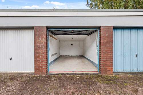Garage - 