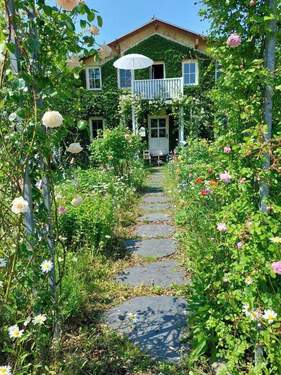 Ostseite Vorgarten - Einfamilienhaus mit 168,00 m&sup2; in Bad Doberan zum Kaufen