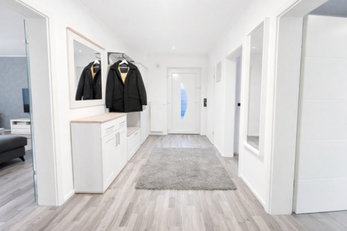 Diele - 5 Zimmer Doppelhaushälfte zum Kaufen in Oberhausen