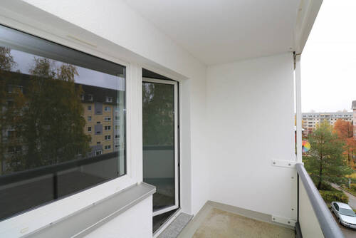 Beispiel Balkon - Etagenwohnung mit 55,20 m&sup2; in Freiberg zur Miete