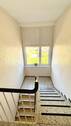 17 Das gepflegte Treppenhaus_1.jpeg - 