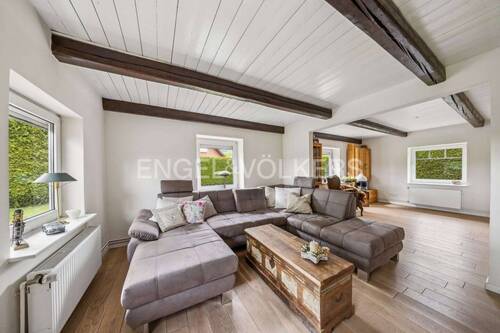 Wohnzimmer - Einfamilienhaus mit 212,00 m² in Itzstedt zum Kaufen