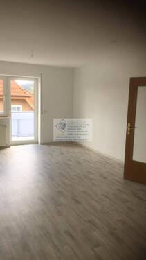 IMG_2564Wohnzimmer - 3 Zimmer Etagenwohnung in Bad Zwesten