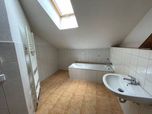 Badezimmer.jpeg - 3- Zimmer mit 80,00 m&sup2; in Beetzsee zur Miete