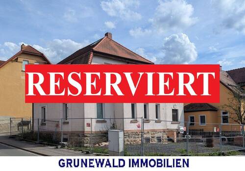 Ansichten - Starten Sie Ihr Wohnprojekt! Entkerntes Traumhaus mit Potenzial in Hermsdorf.