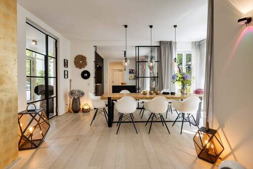 Essbereich - Einfamilienhaus mit 223,00 m² in Straßlach-Dingharting zum Kaufen