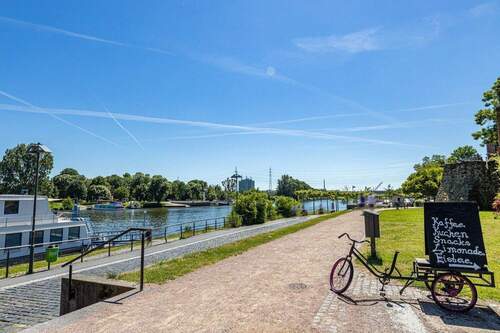 Mainufer Ansicht I - 