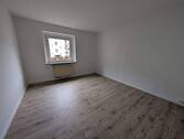 Zimmer - 2 Zimmer Etagenwohnung zur Miete in Plauen