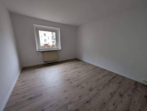 Zimmer - 2 Zimmer Etagenwohnung zur Miete in Plauen