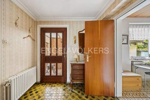 Eingangsbereich innen - Doppelhaushälfte mit 77,00 m&sup2; in Ahrensburg zum Kaufen