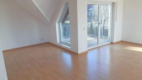 Wohnzimmer Ansicht 1 - 3-Zimmerwohnung in ruhiger Lage von Westerburg