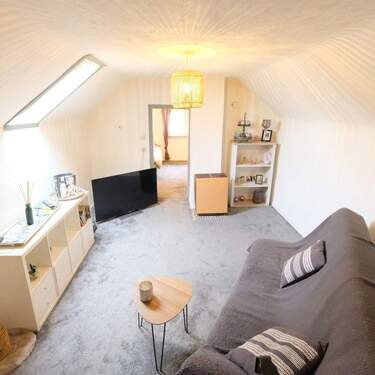 Schlafen 1.OG rechts Mitte - 