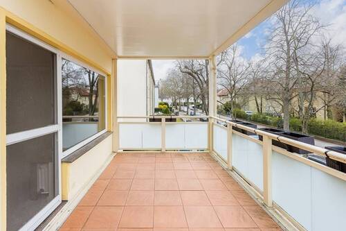 Großer Süd-West-Balkon - Etagenwohnung mit 97,30 m&sup2; in Berlin zum Kaufen