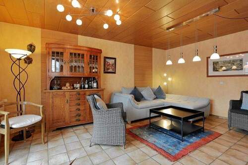 Wohnzimmer - Einfamilienhaus mit 215,00 m&sup2; in Kerpen zum Kaufen