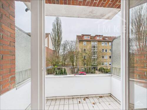 Balkon - 2 Zimmer Etagenwohnung in Hamburg