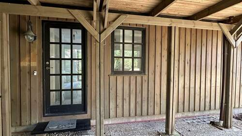 Hauseingang - Mehrfamilienhaus, Wohnhaus mit 45,00 m&sup2; in Wienhausen zum Kaufen