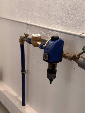 Wasseruhr im Keller - 