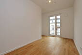 Zimmer 2 - 