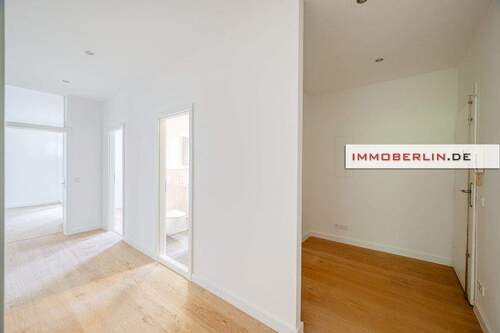 001.jpg - 4 Zimmer Etagenwohnung zum Kaufen in Berlin