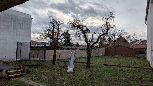 Bild 3 - 7 Zimmer Mehrfamilienhaus, Wohnhaus zum Kaufen in Oberhausen-Rheinhausen