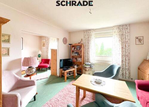 ...großes Wohnzimmer - 