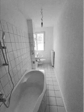 Badezimmer - 2 Zimmer Terrassenwohnung in Chemnitz