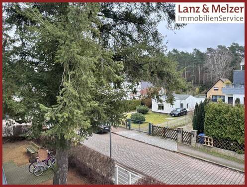 Blick in die ruhige Straße - 