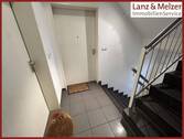 helles Treppenhaus - 2 Zimmer Etagenwohnung in Berlin