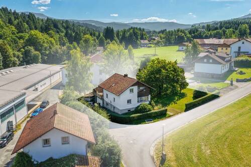Bild 1 - Sanierungsbedürftiges Haus in Lohberg!