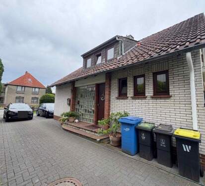 Bild 2 - 7 Zimmer Einfamilienhaus zum Kaufen in Delmenhorst