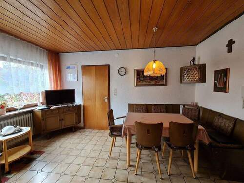 20231031_102448.jpg - Mehrfamilienhaus, Wohnhaus mit 315,00 m&sup2; in Seckach zum Kaufen