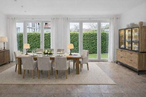 Essplatz Nebenhaus - 