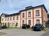 F94a Foto - 2 Zimmer Mehrfamilienhaus, Wohnhaus zum Kaufen in Würzburg