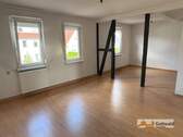 1. OG: großzügiges Wohn- Esszimmer - 7 Zimmer Etagenwohnung zum Kaufen in Plochingen