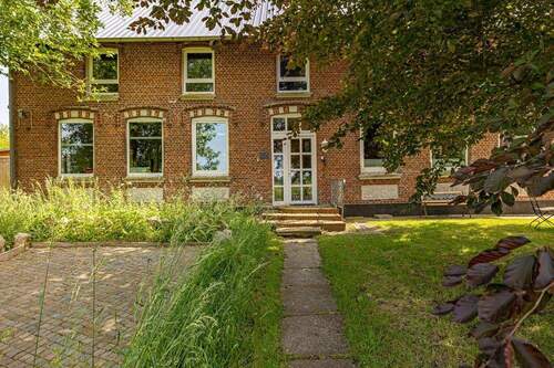 Hereinspaziert - 9 Zimmer Bauernhaus, Landhaus in Neuendorf-Sachsenbande / Sachsenbande