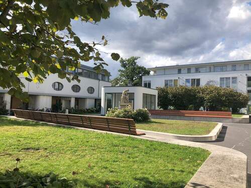 Blick zum Damenbad.jpg - Lahmannpark Dresden: Erholung, Grünflächen und Lebensqualität im Herzen der Stadt!