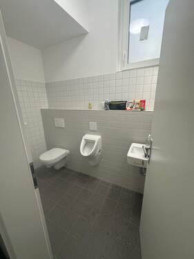 tempImagec6H027.jpg - 