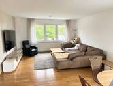 Wohnzimmer - 5 Zimmer Etagenwohnung zum Kaufen in Balingen