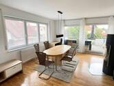 Essplatz mit Sonnenbalkon - 5 Zimmer Etagenwohnung in Balingen