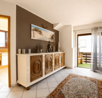 *Newel-Butzweiler* helle 2 ZKB Wohnung mit Balkon!