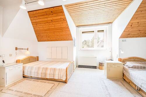 Zweites DG-Zimmer - 4 Zimmer Einfamilienhaus in Berlin-Lichtenrade