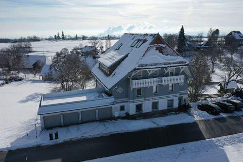 Ansicht - 1 Zimmer Mehrfamilienhaus, Wohnhaus zum Kaufen in Höchenschwand