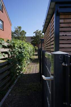 Tor zum Garten vom Wirtschaftsweg - 