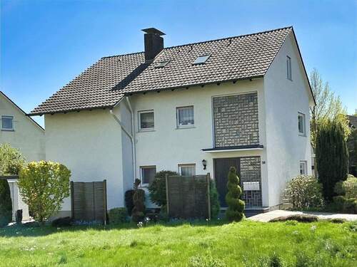 Außenansicht - 8 Zimmer Mehrfamilienhaus, Wohnhaus zum Kaufen in Herford