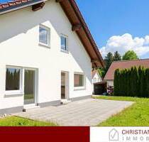 MODERN UND BEZUGSFREI: Lichtdurchflutetes EFH, Meßstetten