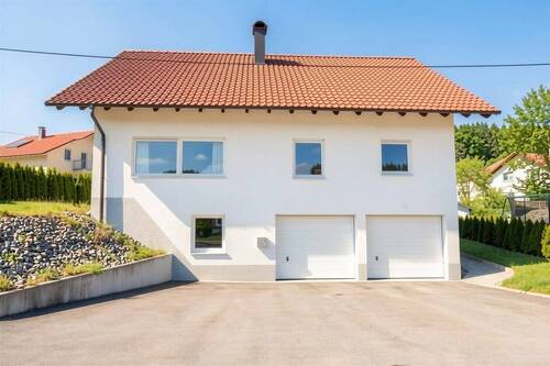 Außenansicht - 3 Zimmer Einfamilienhaus zum Kaufen in Meßstetten