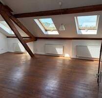 Helle Maisonette-Wohnung mit Dachterrasse und Weitblick in Aachen-Mitte