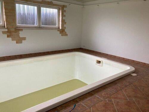 Schwimmbad - 