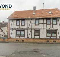 Möbel rein und wie Zuhause fühlen! Modernisiertes Einfamilienhaus in Diemelstadt-Helmighausen! - Diemelstadt / Helmighausen